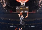 开云体育直播-当篮球场遇见绿茵场，NBA季后赛的乌克兰式绝杀