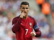 开云体育APP下载-东瀛武士绝境封喉，王皓一球惊艳四座—当亚洲之光刺破英伦玫瑰