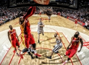 开云体育APP下载-爱德华兹稳定输出不掉线，猛龙强势晋级勇士